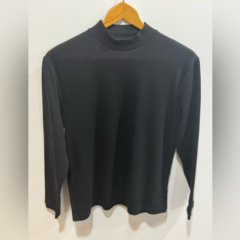 Liz Claiborne women's sweater S mock T black long sleeve poly blend made in USA